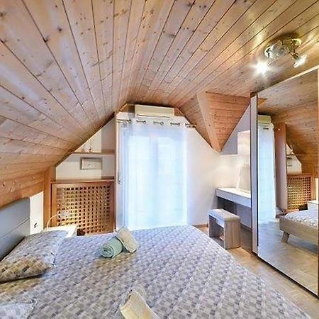 Apartamento Penthouse In The Centre Merano Exterior foto