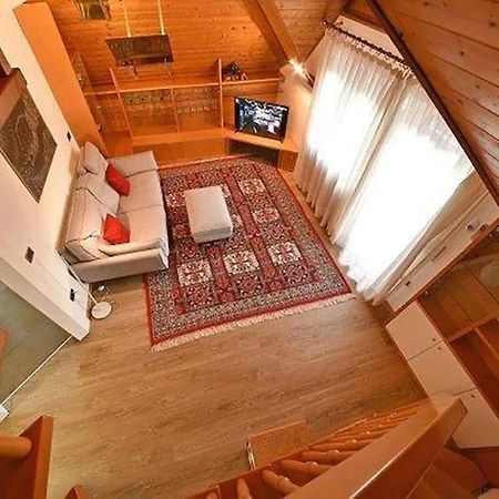 Apartamento Penthouse In The Centre Merano Exterior foto