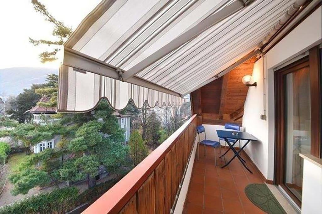 Apartamento Penthouse In The Centre Merano Exterior foto