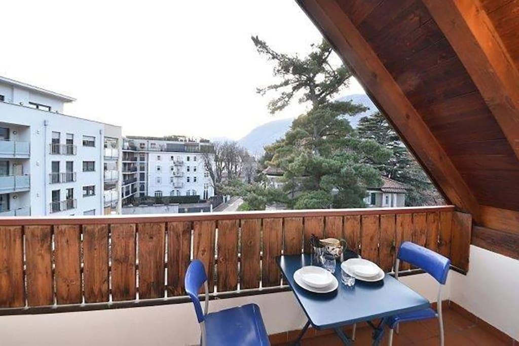 Apartamento Penthouse In The Centre Merano Exterior foto